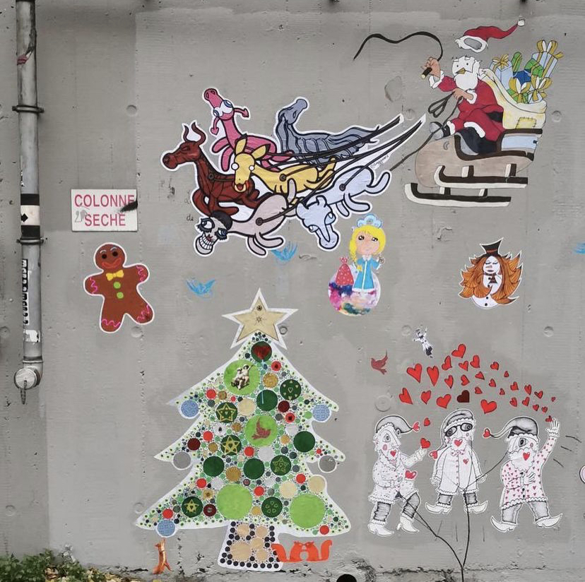 À voir rue de Ménilmontant : une parade de Noël façon street-art