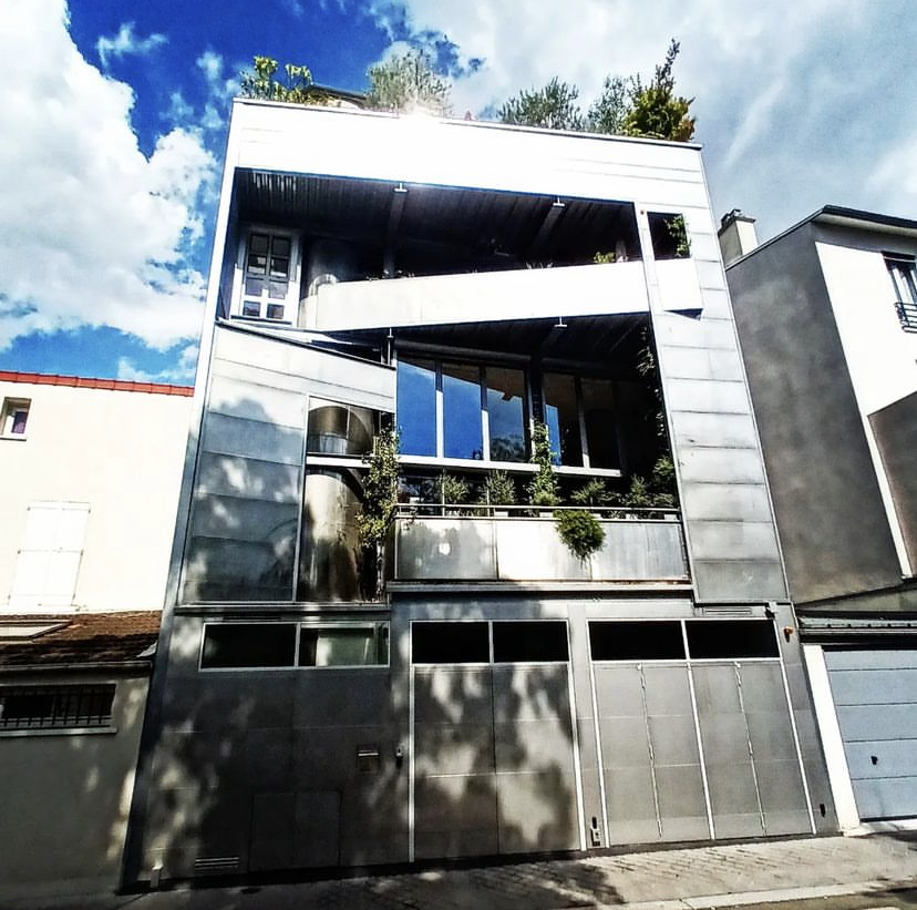 Architecture dans le 20e : “l’Inox house” de la rue des Rondeaux