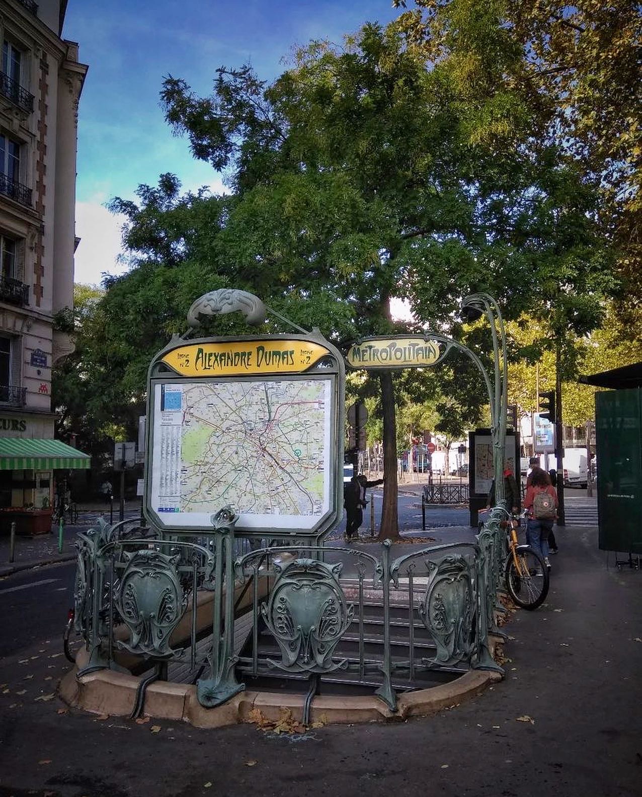 Loyers dans le 20e arrondissement : le prix moyen d’un 35 m2 selon la station de métro