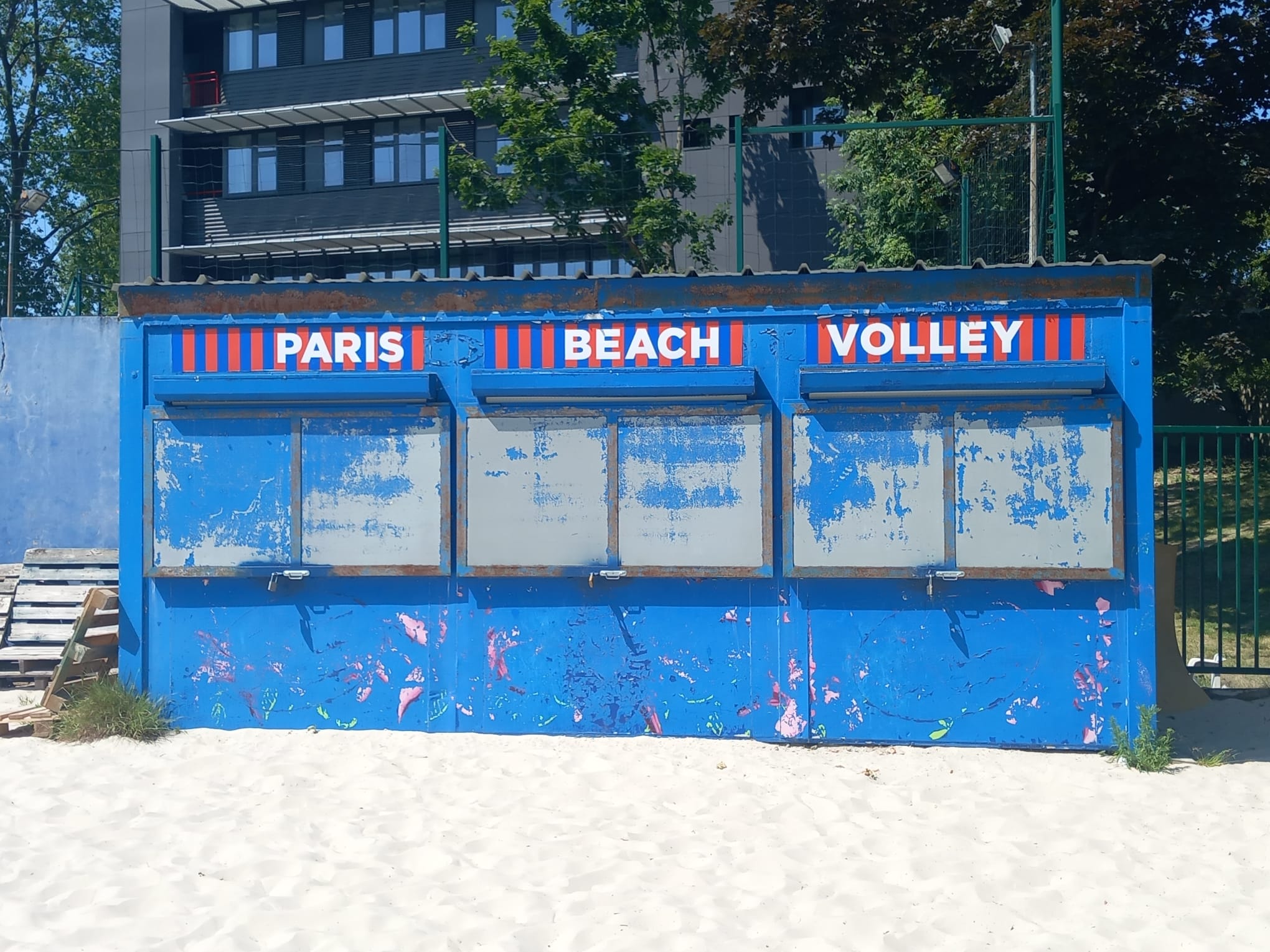 Paris Beach Volley : une plage sportive aux portes du 20e arrondissement