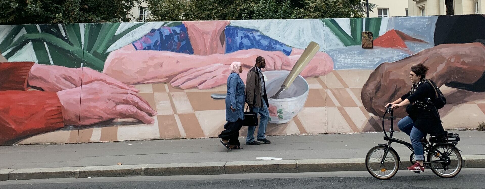 Une nouvelle fresque street art signée Virginia Bersabé, à voir à Ménilmontant