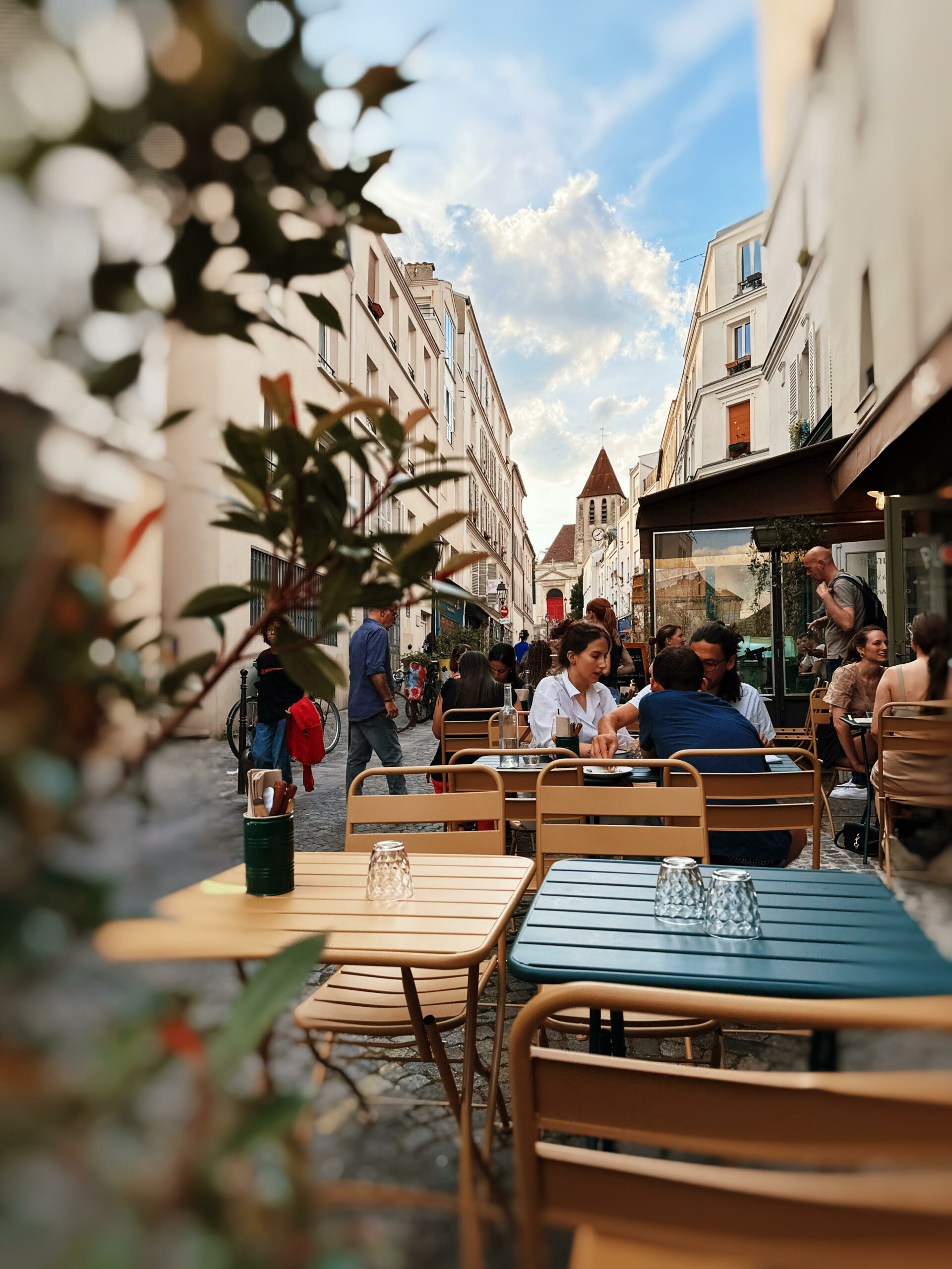Ces coins du 20e arrondissement de Paris, où les terrasses s’enchaînent…
