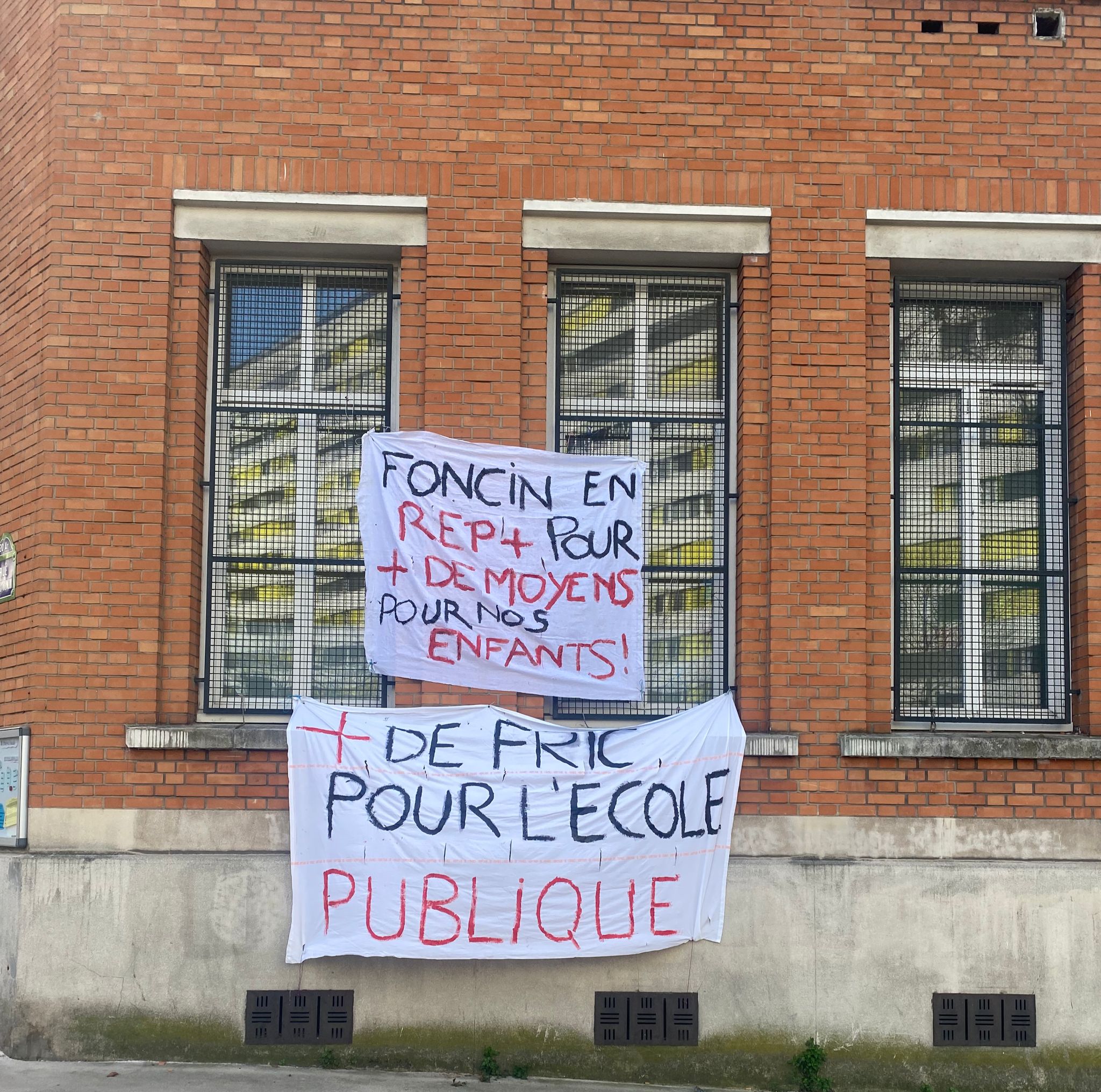 Les écoles, collèges et lycées publics du 20e arrondissement mobilisés pour réclamer plus de moyens