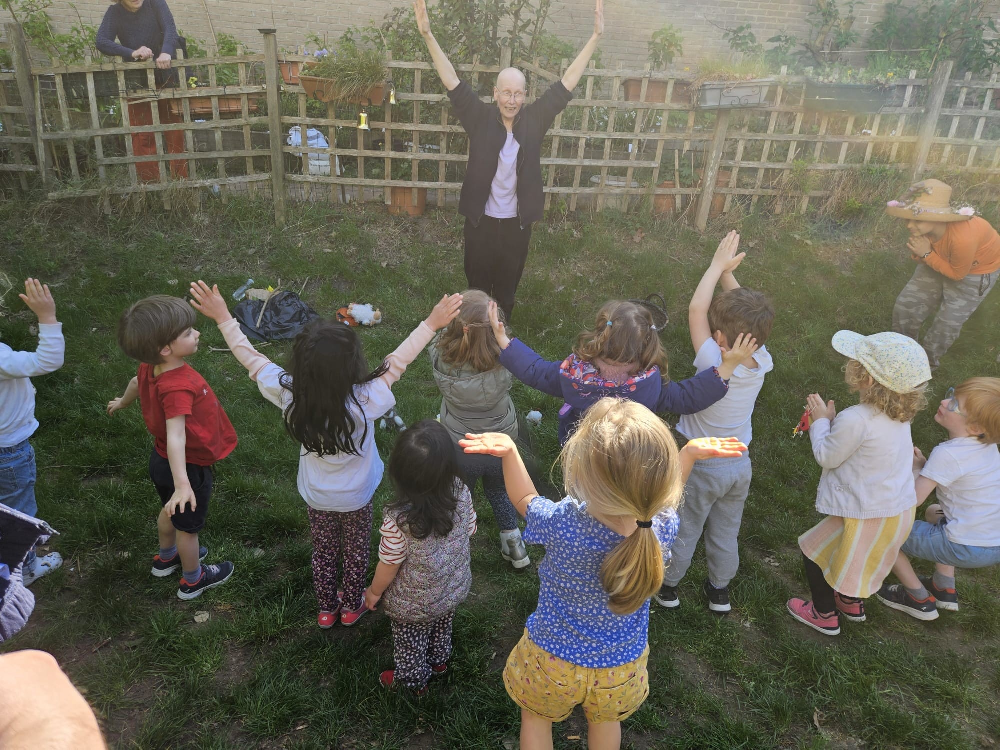 “Sing a song in English” : des ateliers ludiques pour apprendre l’anglais aux enfants, dans le 20e arrondissement de Paris