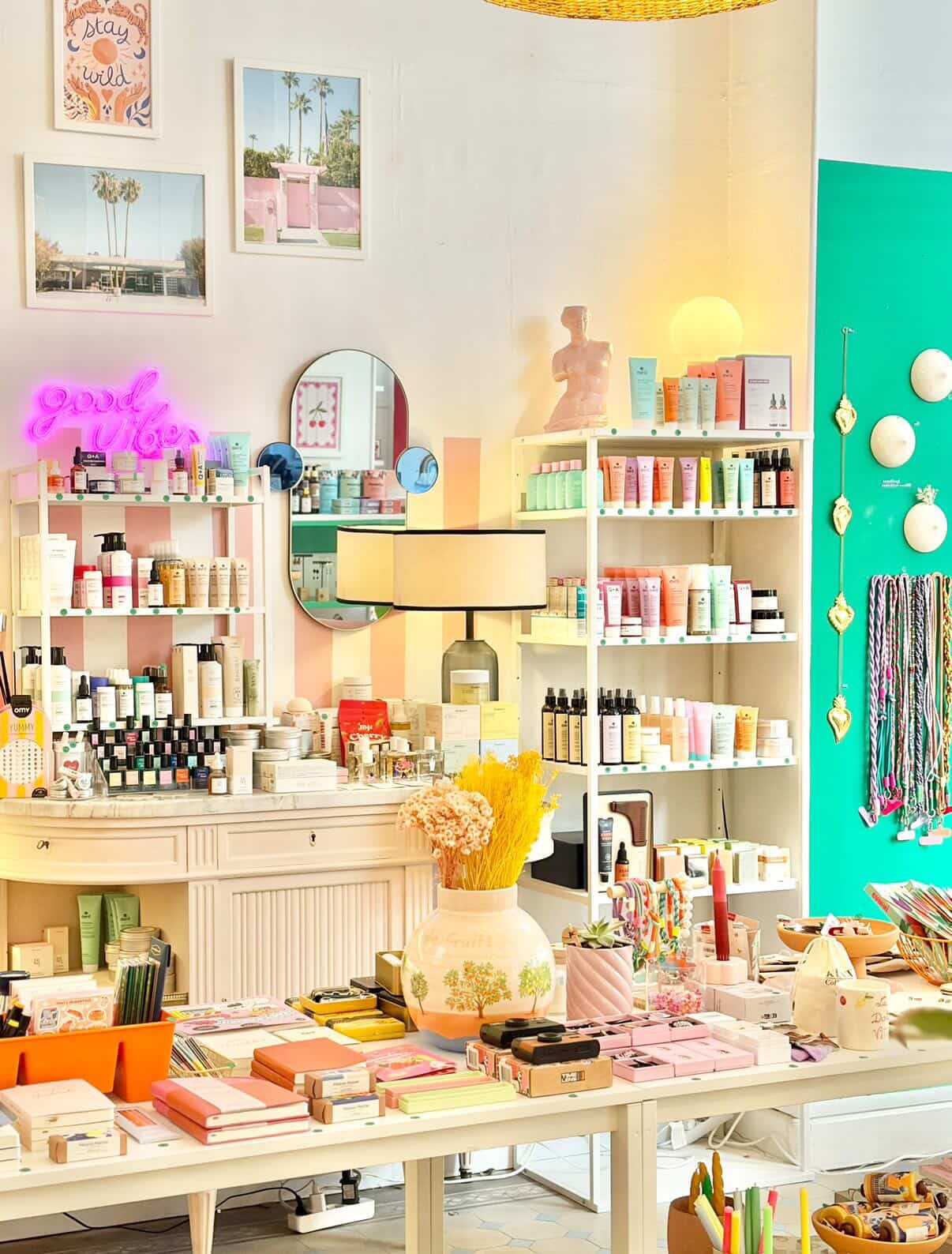 Fêtes des mères : le plein d’idées cadeaux chez Kult Market, rue du Borrégo